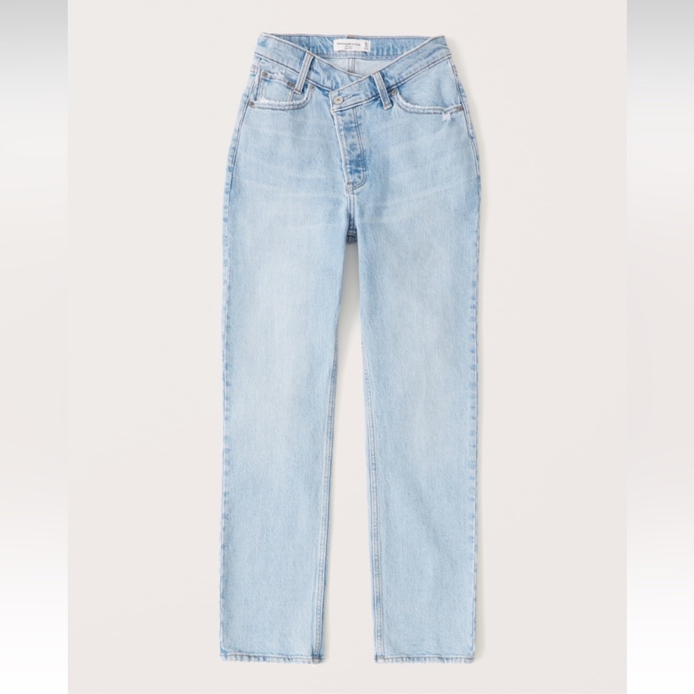 Abercrombie & Fitch Curve Love Dad Jeans